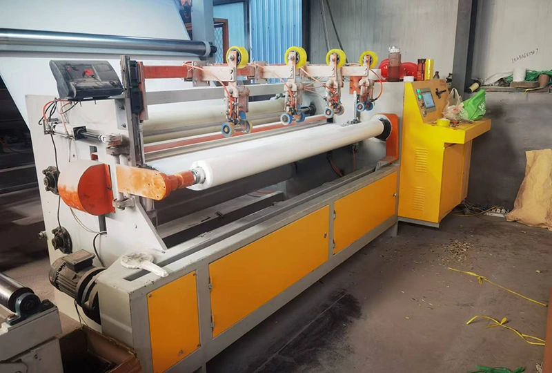Thiết bị màng chống thấm PVC gia cố
